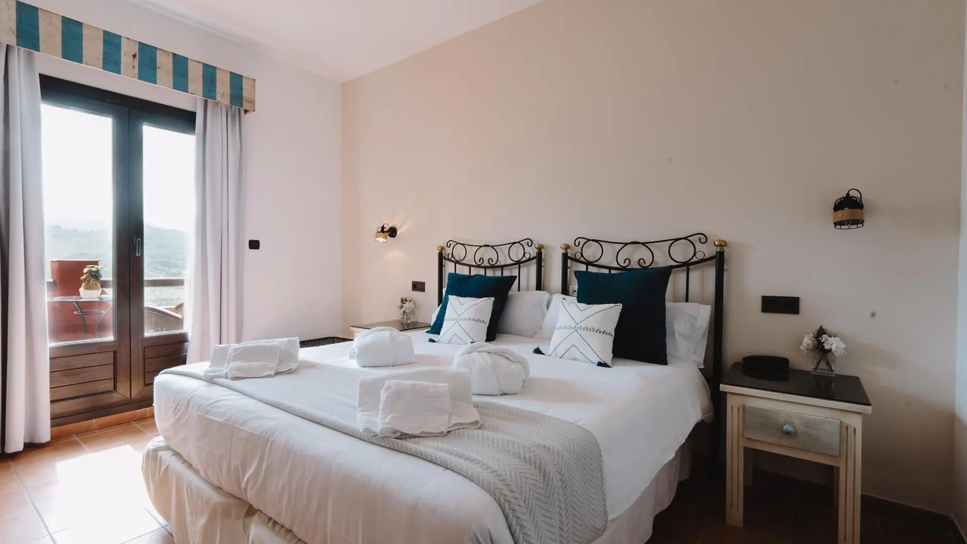 Hotel Boutique Cerro Del Sol Adults Only Recommended Cenes De La Vega Spain